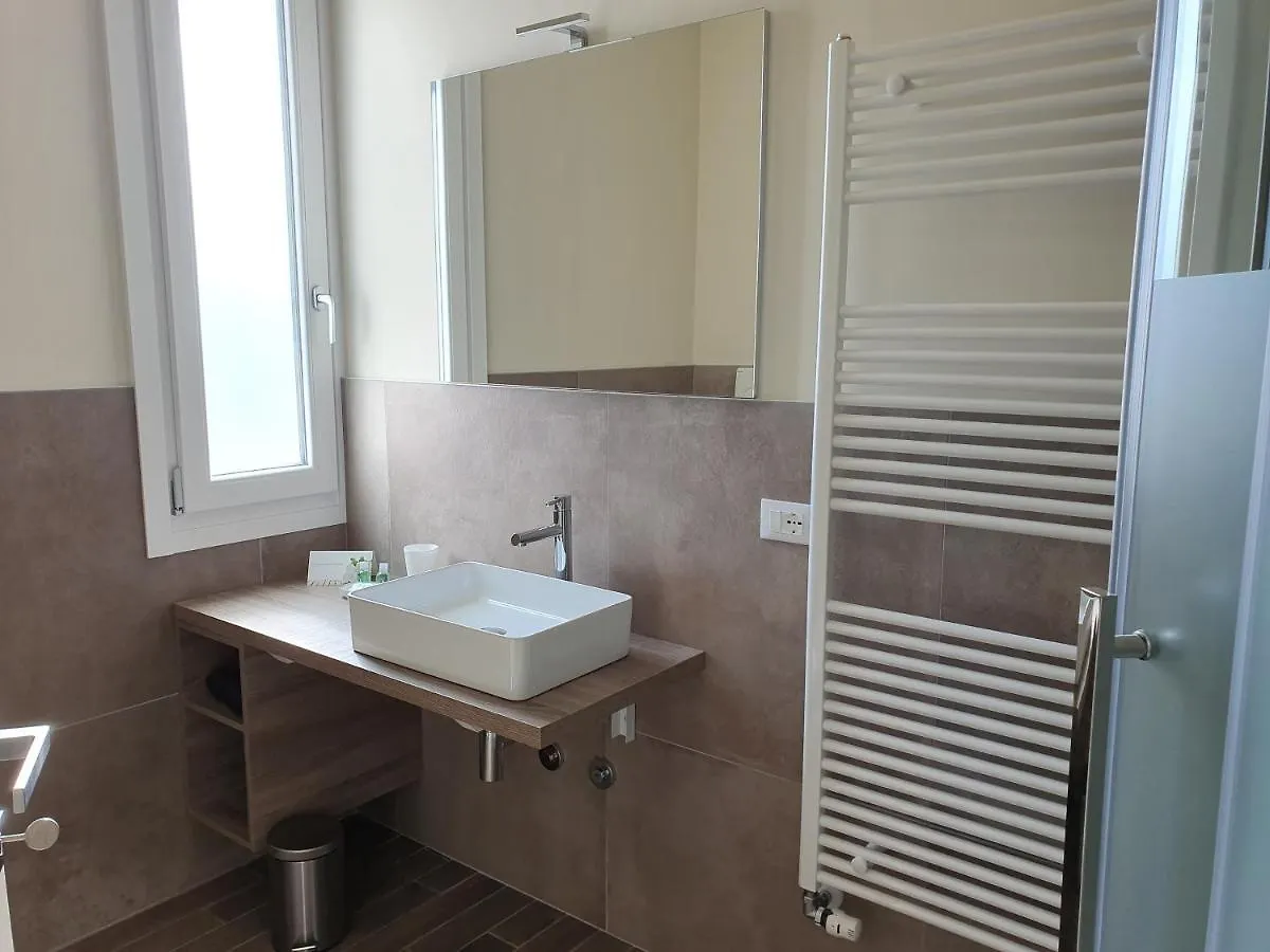 Guest house Romantic Home Sirmione Italy